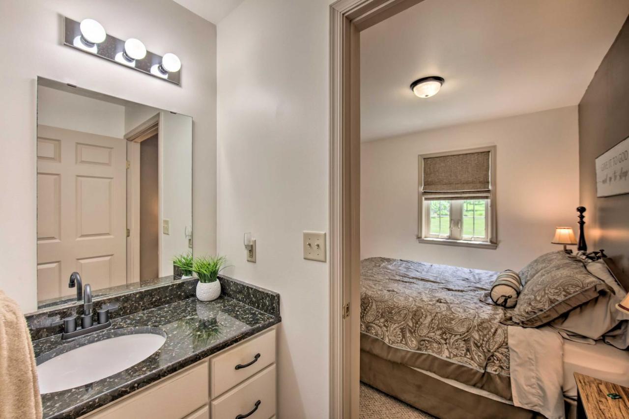 Cozy Garden Room In Welsh Mountain Suites! New Holland Εξωτερικό φωτογραφία