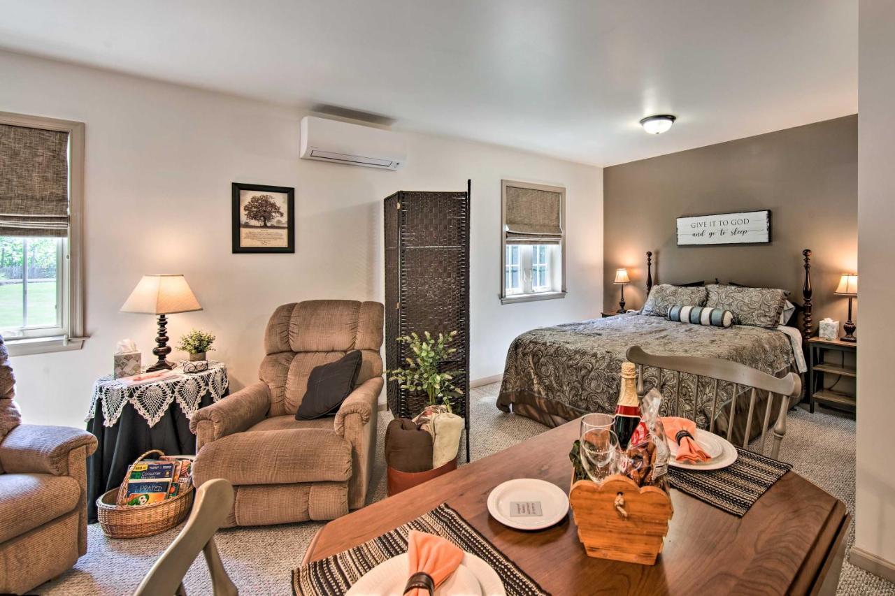 Cozy Garden Room In Welsh Mountain Suites! New Holland Εξωτερικό φωτογραφία