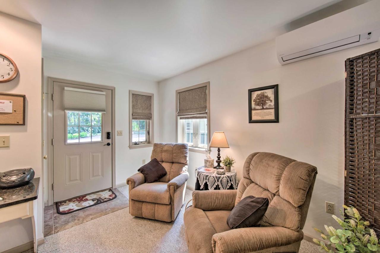 Cozy Garden Room In Welsh Mountain Suites! New Holland Εξωτερικό φωτογραφία