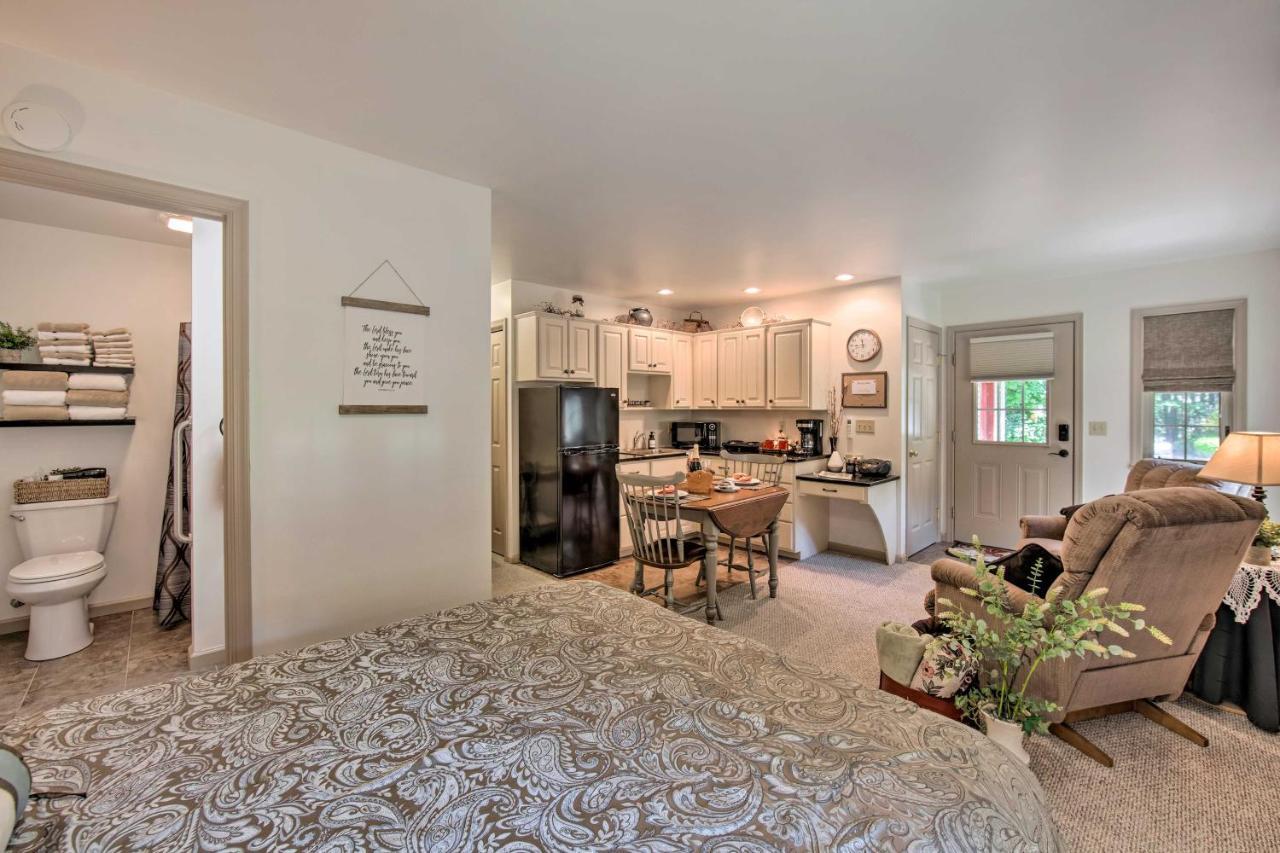 Cozy Garden Room In Welsh Mountain Suites! New Holland Εξωτερικό φωτογραφία
